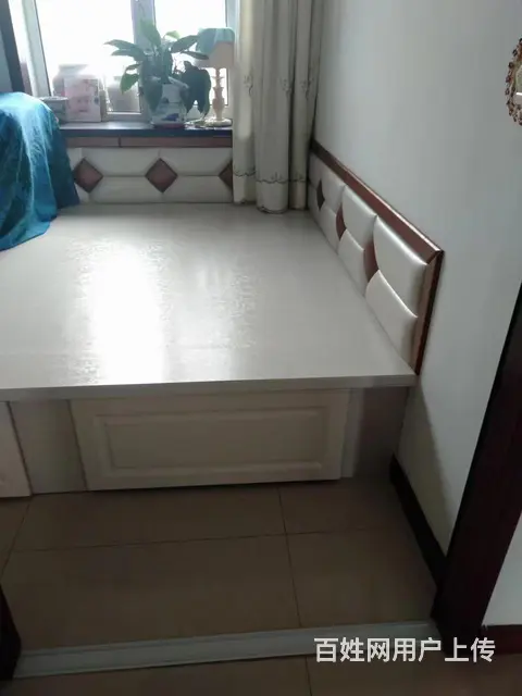 茄子河，龙兴小区，5楼，80平，20万 - 图片 1