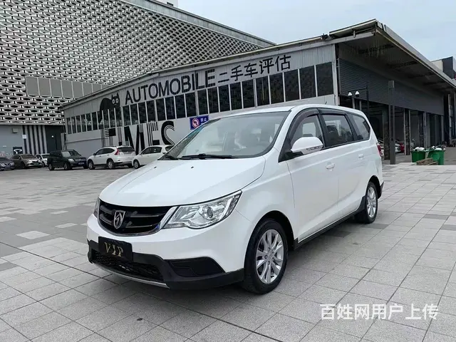 宝骏730 2016款 1.5T 手动 舒适型7座 - 图片 2