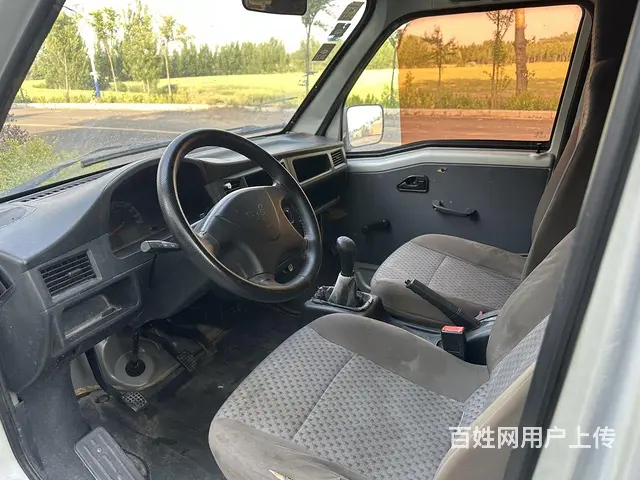 20174年1.2排量高配五菱之光 - 图片 7