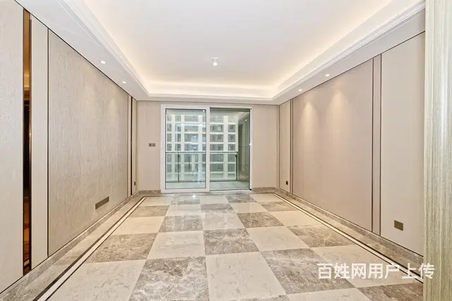 今日新卖特价房，低于市场价格，急卖房源，对花园景观，带一车位 - 图片 1