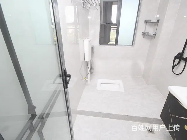 凤山蓝湾电梯中间楼层精装3居室拎包入住 小区大 环境好 满二 - 图片 12