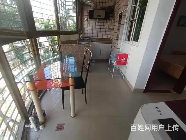 地铁房吕岭花园1房1厅1厨1卫1800包物业 - 图片 1