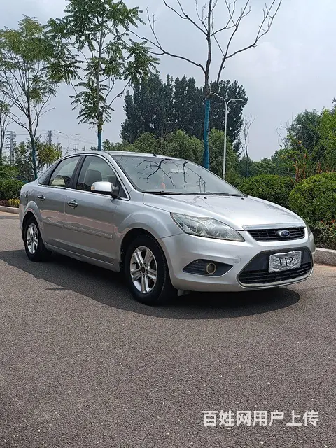 福特 福克斯 2009款 福克斯-三厢 1.8 手动 舒适型 - 图片 2