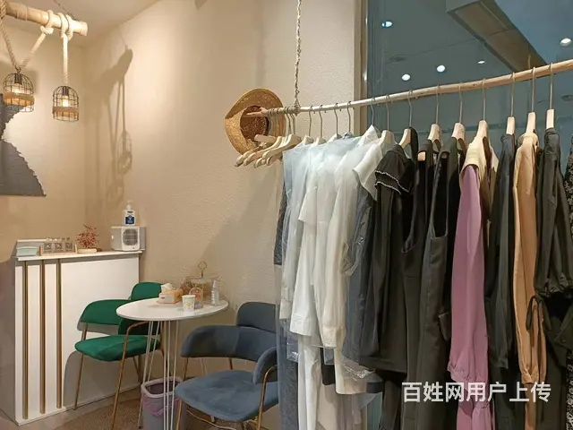 B个人一左岸明珠服装店转让 - 图片 6