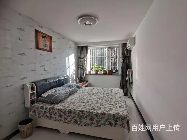 珠江路，四中新宇香苑车库上一楼70平，两室一厅精装修30.5 - 图片 2