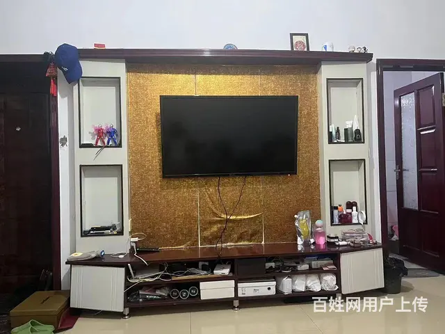 东方名苑6楼，72平方，19万 低 - 图片 1