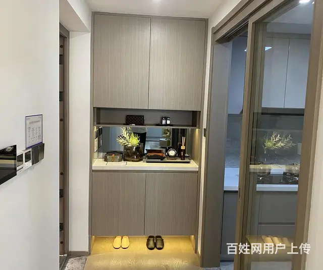 明月璟辰苑精装修小高层 11地铁口0距离 學校0距离 送车位 - 图片 2