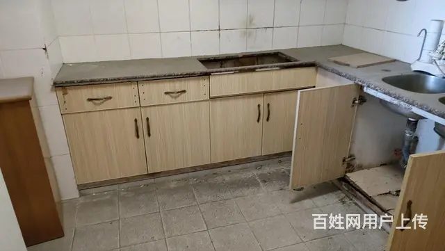 万绿园相伴    海景湾花园4房电梯房 - 图片 2