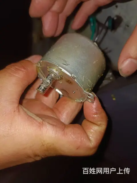乌鲁木齐油烟机清洗空调冰箱洗衣机热水器清洗 - 图片 5