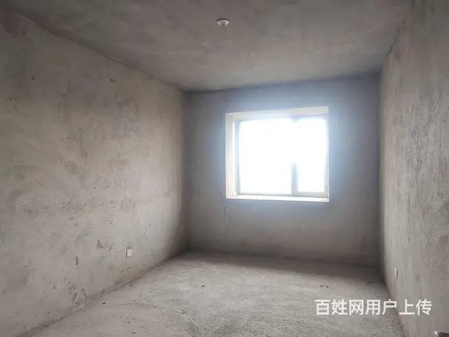 北站卧龙湾高层顶楼三室清水全款直接办证 - 图片 1