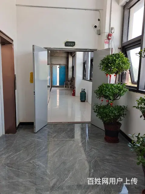 新疆喀什市上海公馆门面房，毛坯房，位于万达广场对面。 - 图片 10
