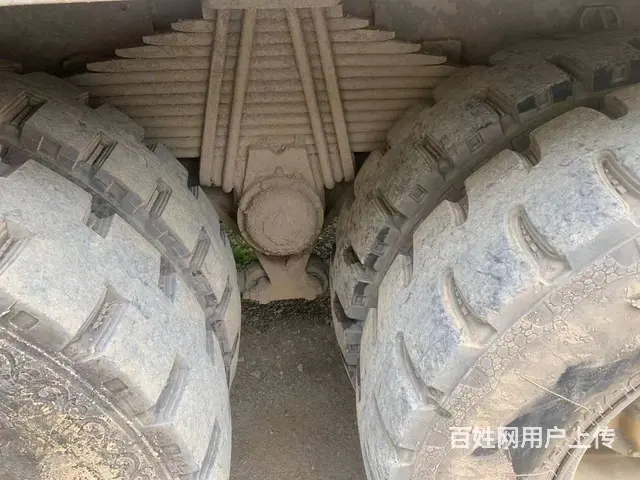 14年豪沃新款AC桥，5.8米货箱，首付五万 - 图片 4