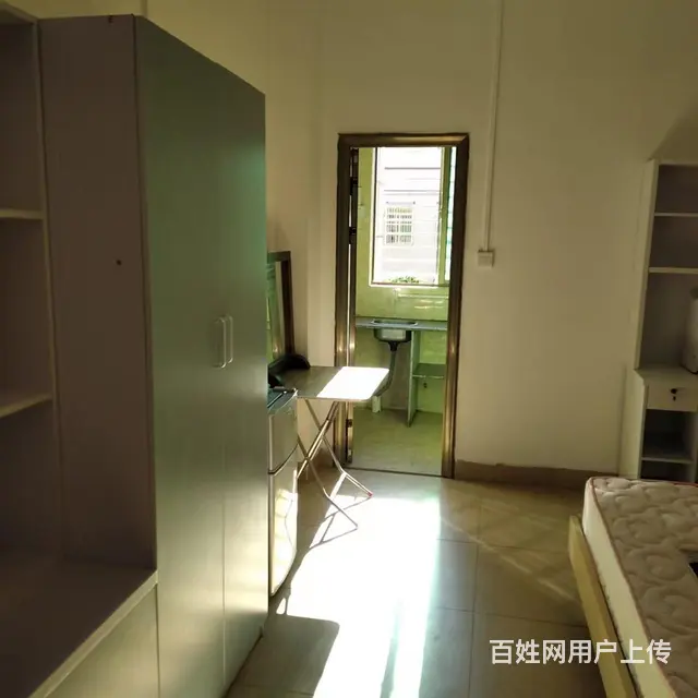 白龙国兴青年路中贤一村单间优惠租出 - 图片 5