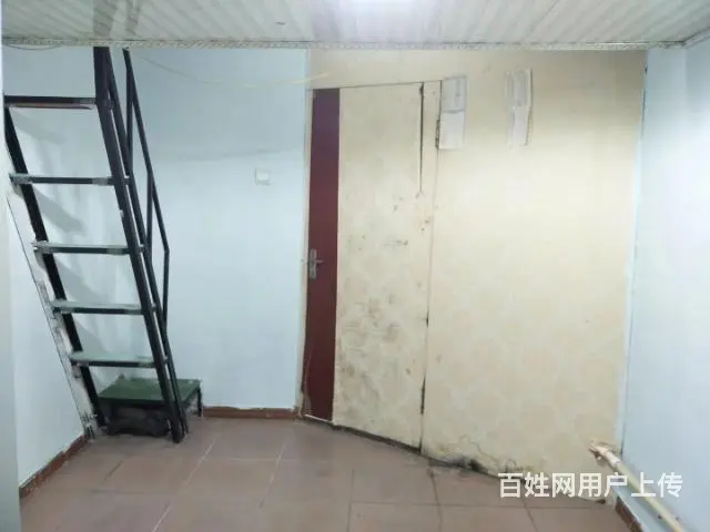 出租解放中路附近门市房 - 图片 1