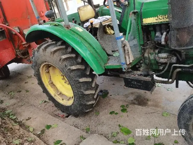 拖拉机，带拌草罐 - 图片 2