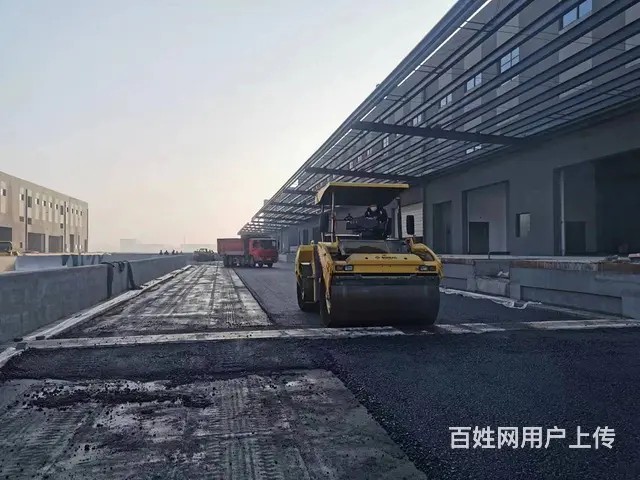 信阳橡胶沥青碎石封层施工 - 图片 3