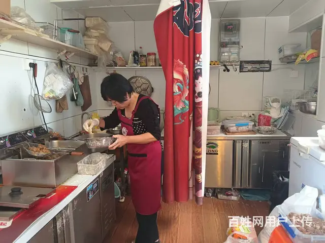 （51旺铺推荐）解放路步行街15平小吃店转让 - 图片 5