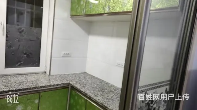 幸福里小区68平一楼床冰箱洗衣机热水器12000元 - 图片 3