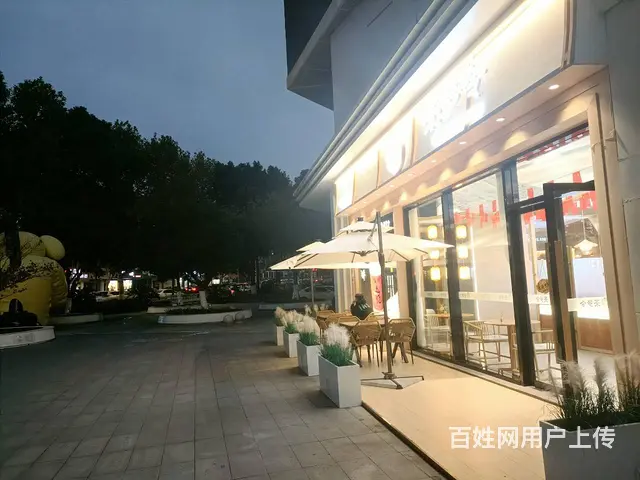 （众铺精选）3305桐乡万嘉中心正门进出口精装奶茶饮品店转让 - 图片 1