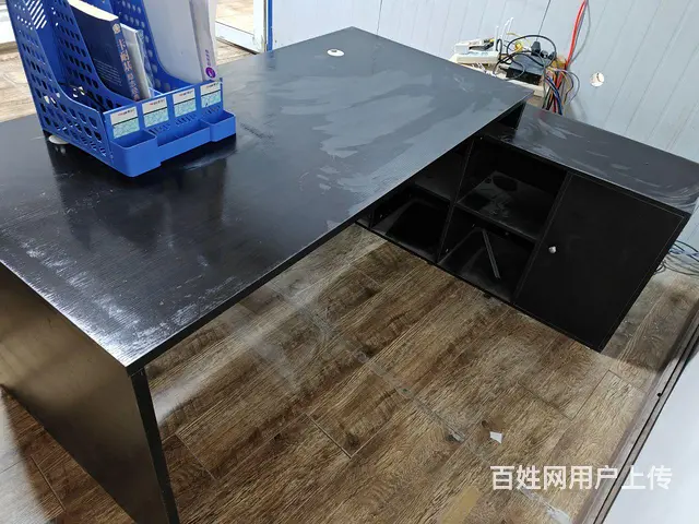 办公老板台带边柜 - 图片 3