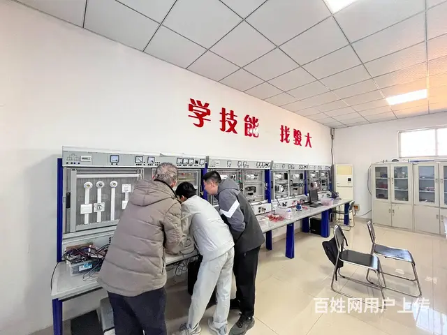 叉车培训电工叉车培训叉车全能班叉车证考前辅导班 - 图片 1