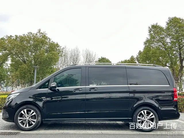 奔驰V级 2017款 V 260 2.0T 手自一体 尊贵版 - 图片 3
