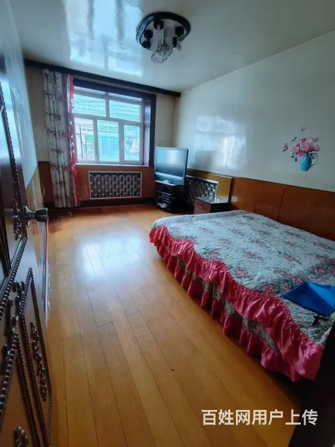 出租万达火车站休闲广场附近二楼拎包入住 - 图片 1