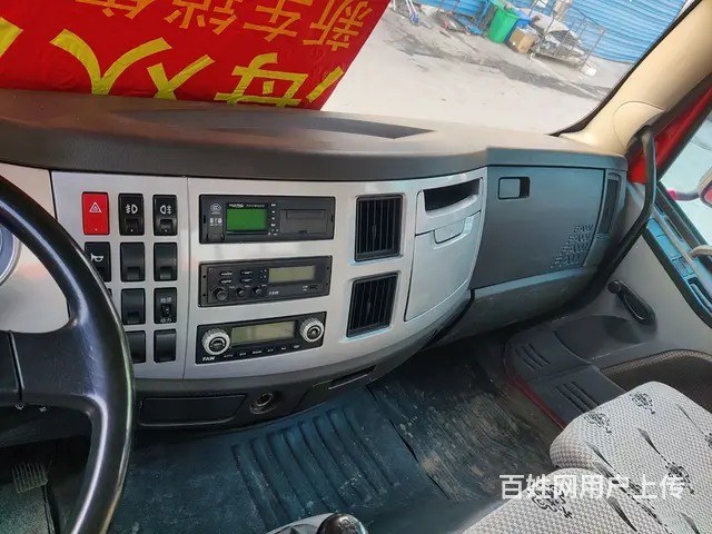 低价处理解放6.8米栏板，单位用车 - 图片 2