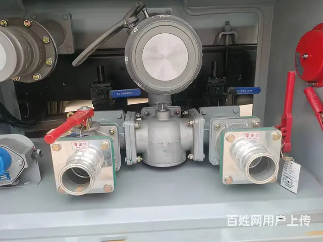 东风华神10吨加油车 200马力 可分期 包上户 - 图片 4