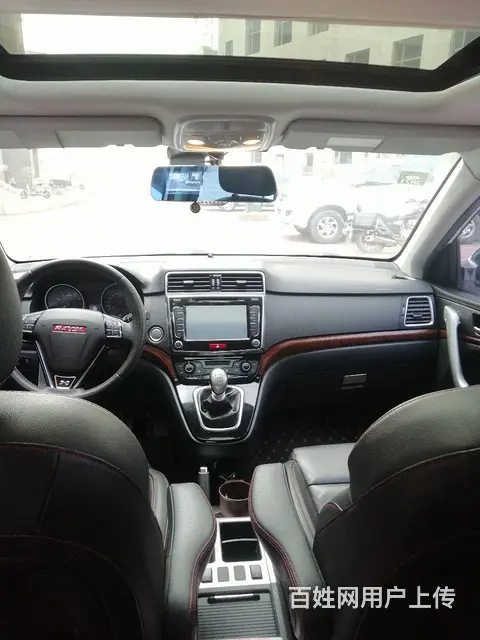 哈弗H6 2015款 1.5T 手动 运动版 两驱尊贵型 - 图片 1