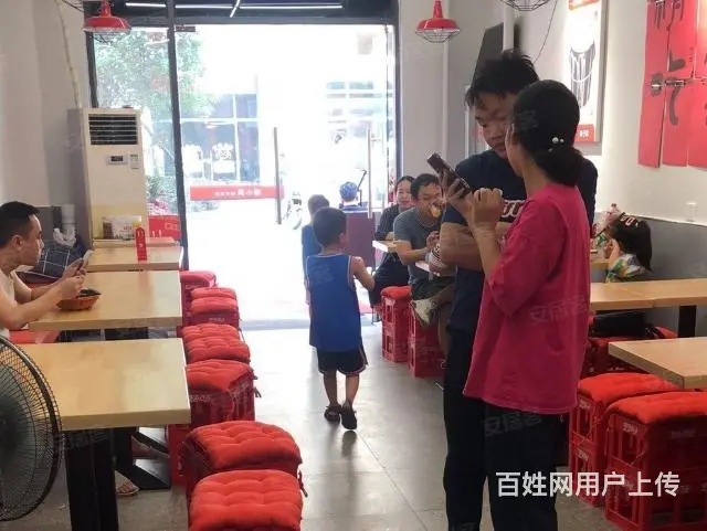 （老板房源）大型商业街临街品牌餐馆优价转让 - 图片 5