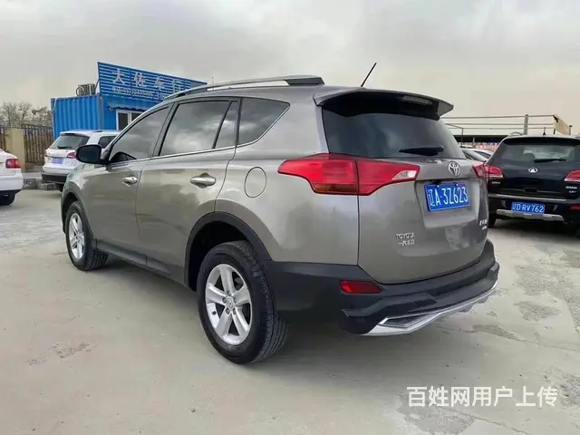 丰田RAV4 2013款 2.0S 无级 四驱风尚版 - 图片 9
