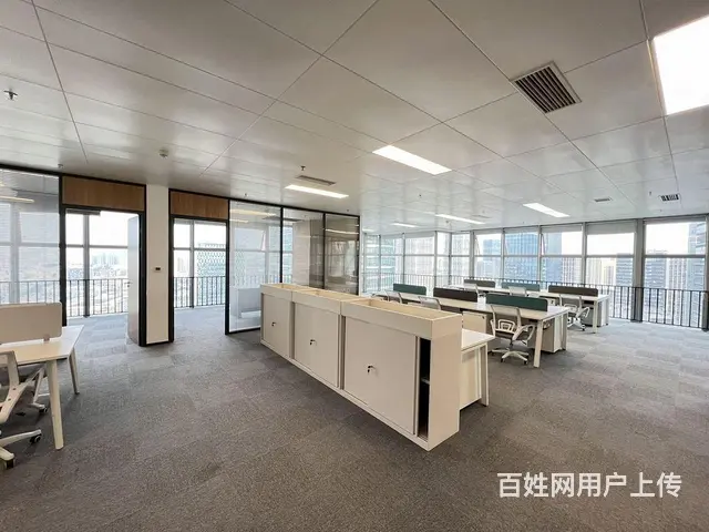 国企项目精装3十32人双采光高区带家具免租期2月 - 图片 1