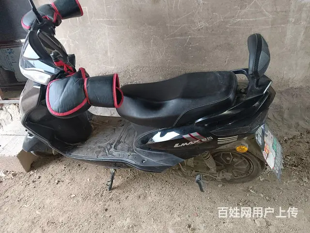 出售爱玛电动车60伏二零电瓶 - 图片 2