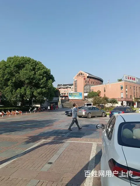 崇和门广场三楼，干净卫生，350一个月，限女生。 - 图片 4
