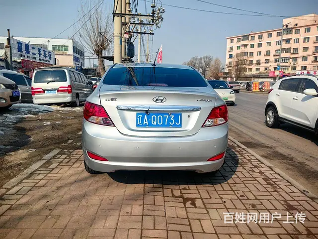 现代瑞纳 - 图片 5