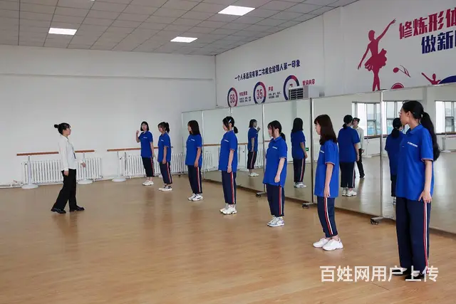 学城轨航空服务专业分高铁地铁机场空乘来【万通】 - 图片 6