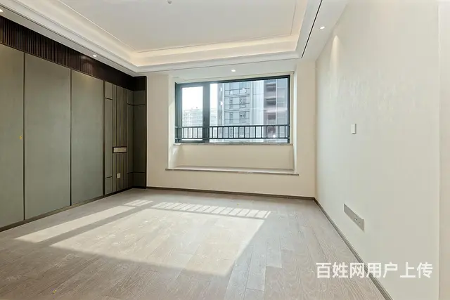 新卖特价房，低于市场价格，正对花园景观，带一车位，一梯一户房 - 图片 3