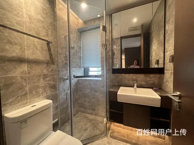 真房  降价租 SKP 汉街 融创 带衣帽间大浴缸 - 图片 11