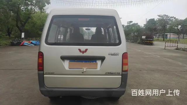 五菱之光面包车 - 图片 7