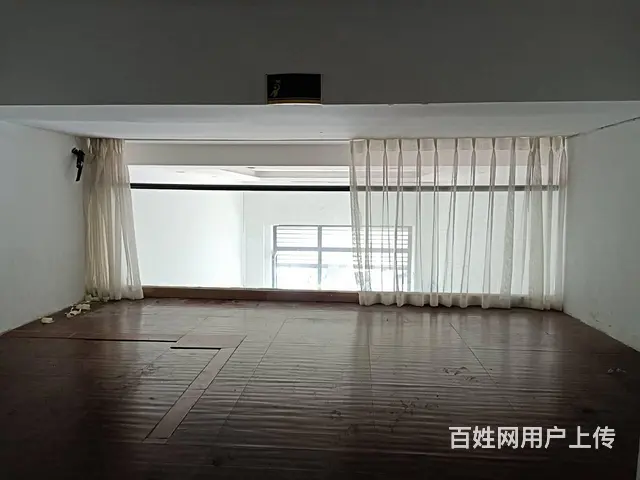 （51旺铺推荐）龙华路40平临街铺面房东直租 - 图片 3
