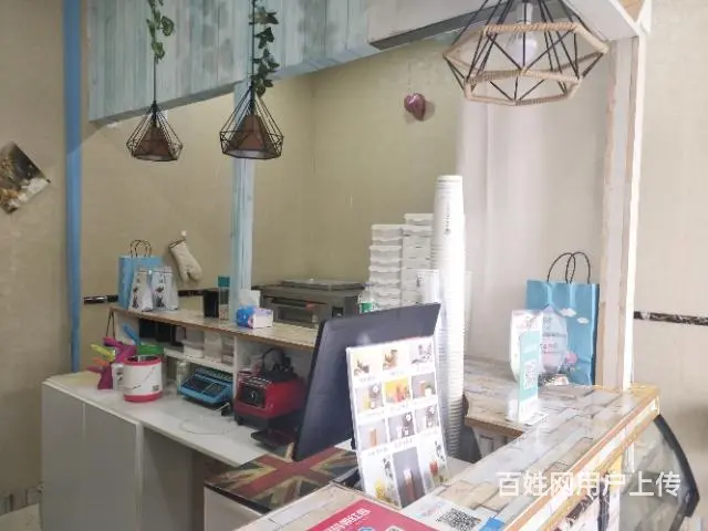 【都市时讯免费找店】宝龙广场沿街奶茶店转让 - 图片 7