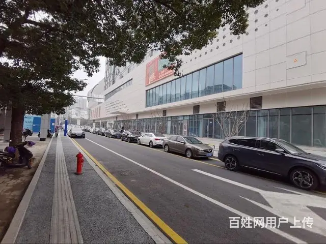 挑高六米，小区主门口五折出售 原价3.3万现价1.5万每平 - 图片 6
