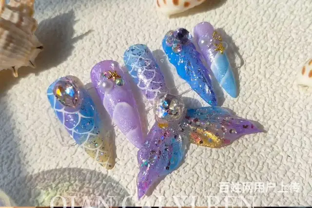 学化妆学美甲学纹绣 - 图片 1
