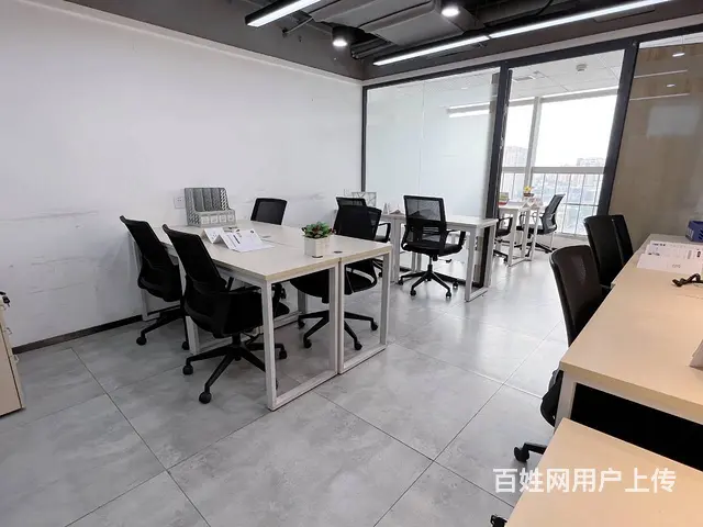月付！可短租过渡，免租！省体育馆地铁口10人套间拎包入住 - 图片 1