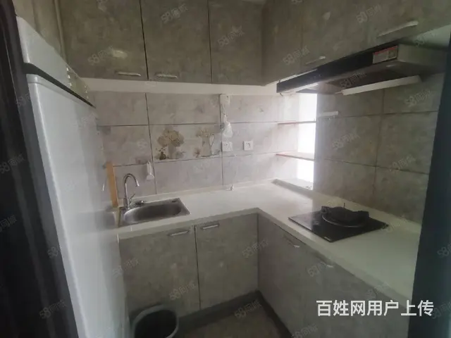 爱丽香舍 普通住宅1厅 中等装修 - 图片 6