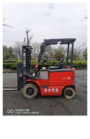 合力2吨电动叉车，三节门架举高4.5米仓储二手叉车