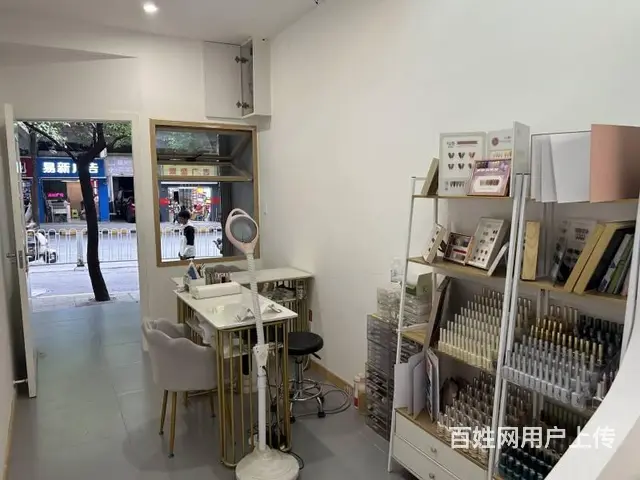 南明区富水南路临街60平美甲店低价转让 全新装修 - 图片 2