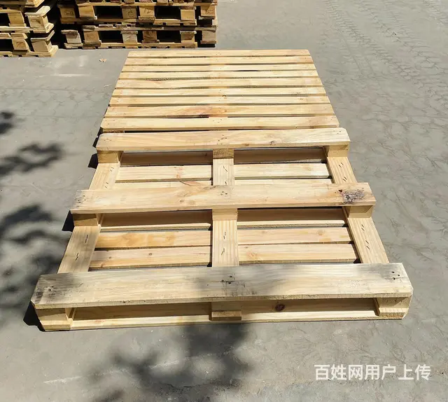 很新的二手托盘低价出 塑料托盘 木质托盘都有 - 图片 1