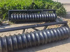 小麦种植镇压器